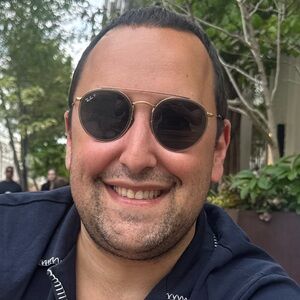 Meet your Posher, Bobby